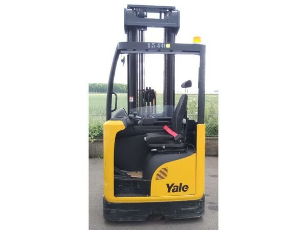 YALE MR16 (1340)