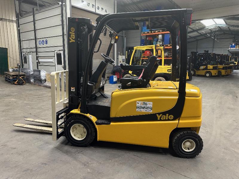 YALE ERP30VL (2743)