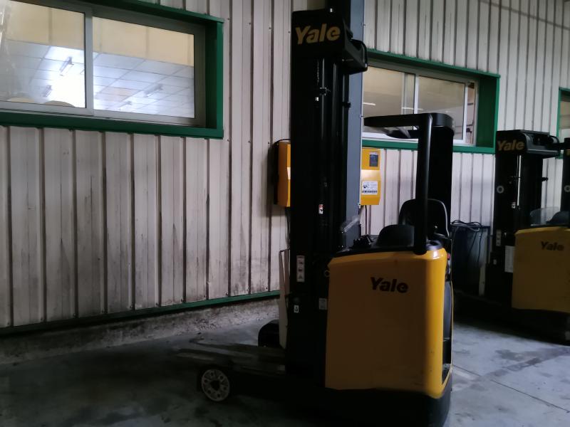 YALE MR16 (2301)