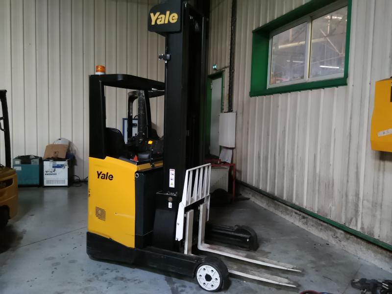 YALE MR16 (2301)